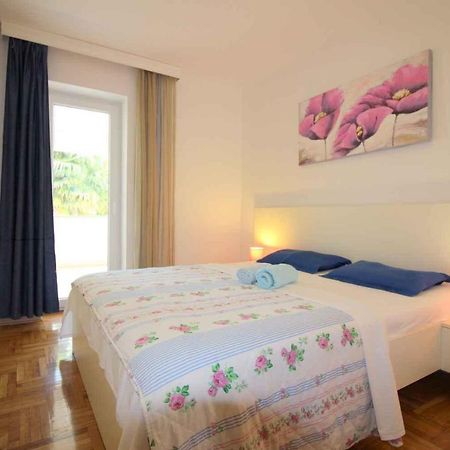 Apartment In Porec/Istrien 10214 Eksteriør bilde