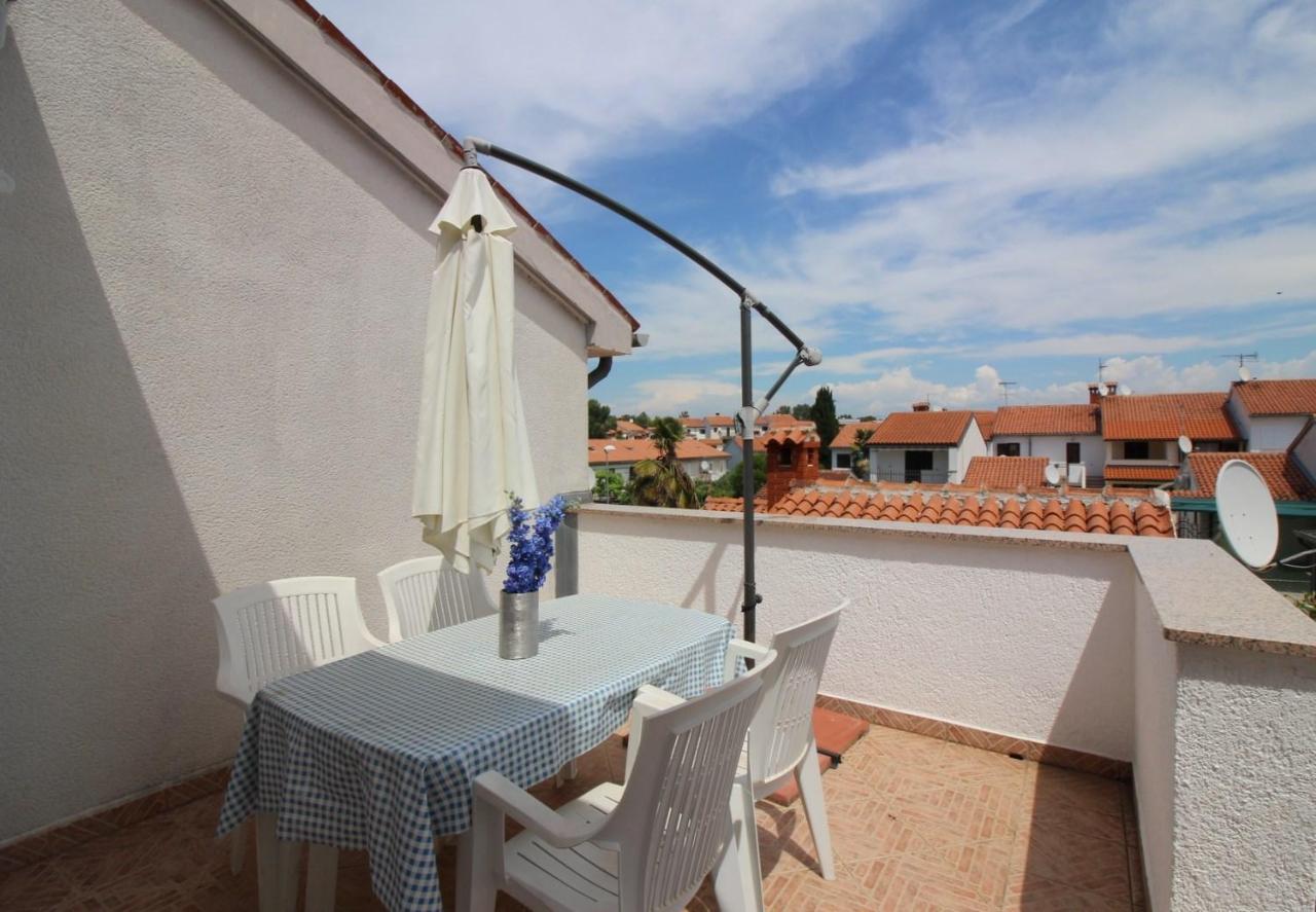 Apartment In Porec/Istrien 10214 Eksteriør bilde