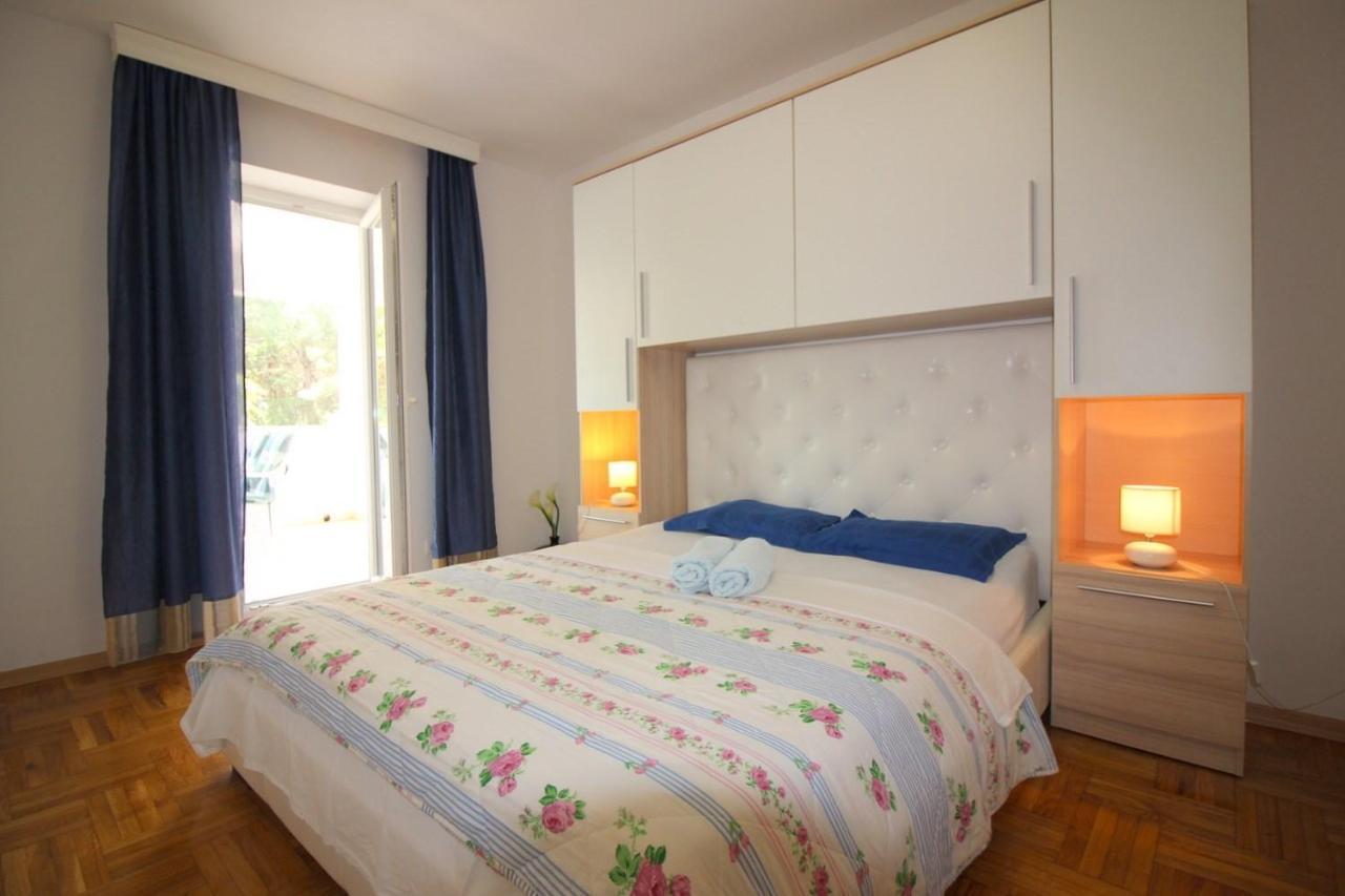 Apartment In Porec/Istrien 10214 Eksteriør bilde